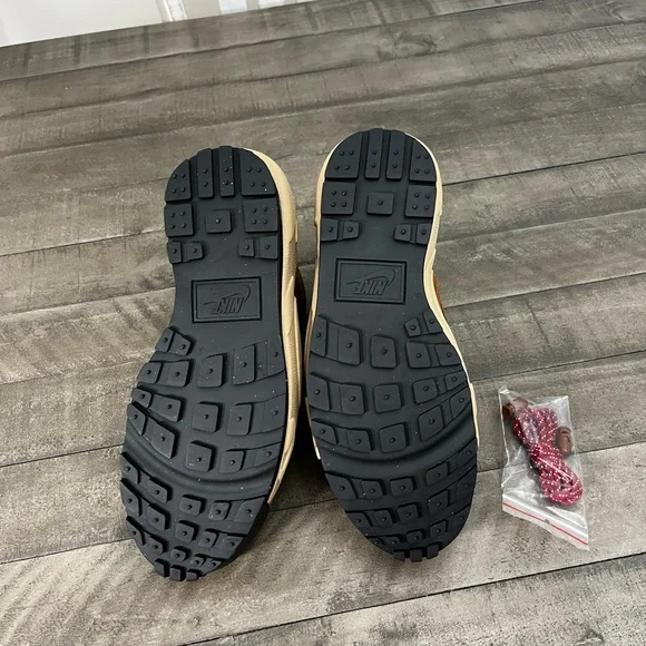 Nike x Sacai Magmascape SP Light British Tan - Brand NEW 11.5 - Picture 5 of 5